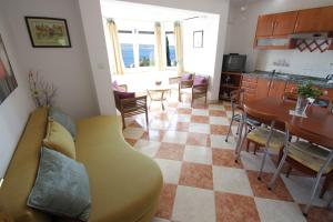 Gallery image of Two-Bedroom Apartment Crikvenica 31 in Selce