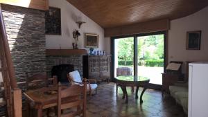 Kuchyň nebo kuchyňský kout v ubytování B&B Le Nid Doux (Vresse-Sur-Semois/Chairière)
