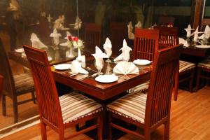 Fotografie z fotogalerie ubytování Royal Elegance Hotel v destinaci Lahore + 32 fotografií