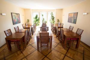 Ein Sitzbereich in der Unterkunft Stadthotel Jülich