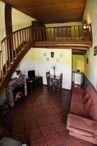Posezení v ubytování Hotel Galaroza Sierra