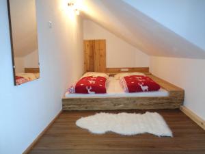 Posteľ alebo postele v izbe v ubytovaní Birnbaum Chalets Grossarl