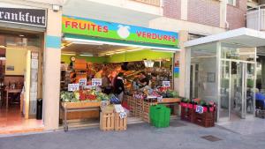 A supermarket or other shops at Az apartmant or nearby