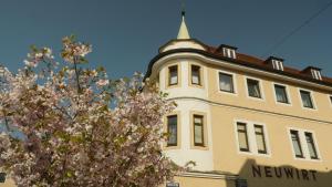 Afbeelding uit fotogalerij van Hotel & Brauerei-Gasthof Neuwirt in Neuburg an der Donau