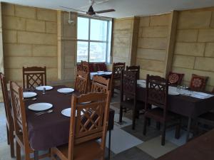 Hotel Classic Jaisalmerにあるレストランまたは飲食店