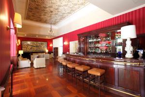 Salone o bar di Hotel De La Paix