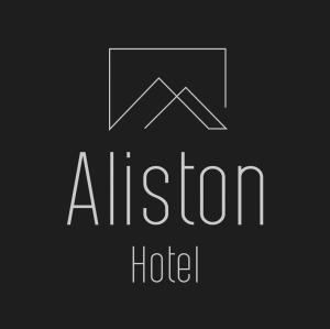 un logo pour un hôtel avec une montagne dans l'établissement Aliston Hotel Studios, Adults Only, à Skala Potamias
