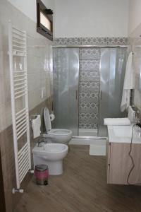 Ένα μπάνιο στο Il Fenicottero