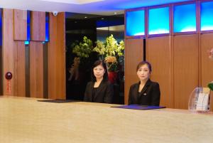 Os funcionários de Century Hotel Taoyuan