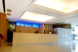 A área de receção ou átrio de Century Hotel Taoyuan