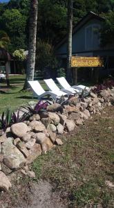 Um jardim em Pousada Canto da Galheta