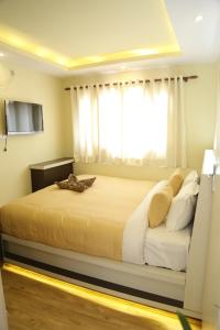 Letto o letti in una camera di Bed and Breakfast Thamel
