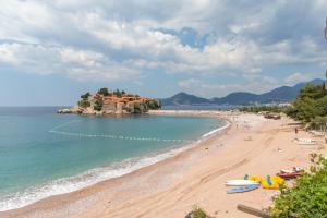 Imagen de la galería de Saint Stefan Apartments, en Sveti Stefan