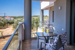 Gallery image of Il Grigio Apartments in Limenaria +30 photos