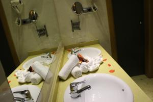 Gallery image of Hotel Los Habaneros in Cartagena +40 photos