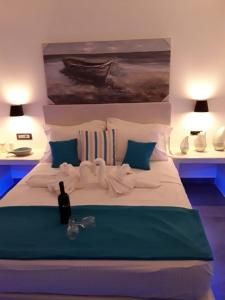Posteľ alebo postele v izbe v ubytovaní Santoxenia luxury villa