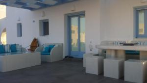 Posedenie v ubytovaní Santoxenia luxury villa