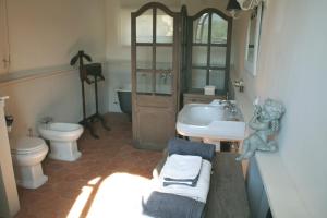 Um banheiro em Relais Azienda Casalino
