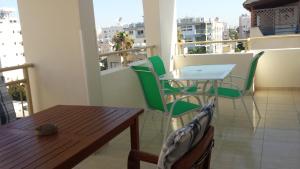 Foto da galeria de Panikos Beach Apartment I em Lárnaca