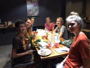 入住Yimwhan Hostel & Cafe Ayutthaya的客人