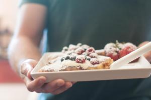 Jedlo v ubytovaní bed & breakfast alebo blízkom okolí