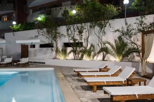 Piscina di Seven Suite B&B o nelle vicinanze