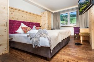 Postel nebo postele na pokoji v ubytování Hotel Talblick + 37 fotografií