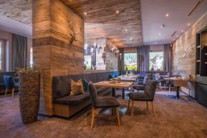 Część wypoczynkowa w obiekcie Hotel Gasthof Brücke