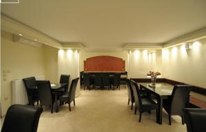 A seating area at Panorama Spa Hotel