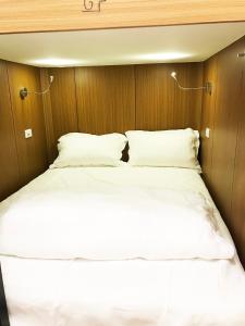 Master Chitow Hostel 객실 침대
