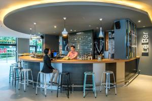 入住曼谷冲击宜必思酒店 的客人