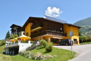 Gallery image of Guesthouse Mountain View in Großkirchheim