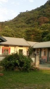 Splošen pogled na gorovje oz. razgled na gore, ki ga ponuja nočitev z zajtrkom