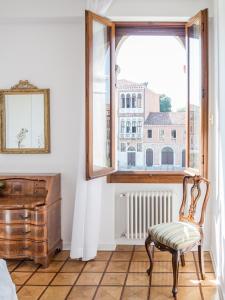 Foto dalla galleria di Luxury Apartment On Grand Canal by Wonderful Italy a Venezia