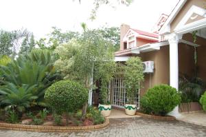 Giardino di Falcon Crest Suites