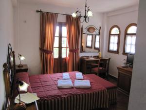 Postel nebo postele na pokoji v ubytování Hotel Cortijo Las Grullas