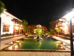Bazén v ubytování Eureka Villas Siem Reap nebo v jeho okolí