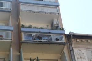 A balcony or terrace at Verona Apartman