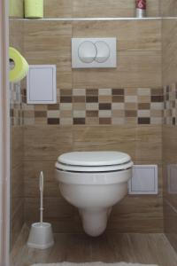 A bathroom at Verona Apartman