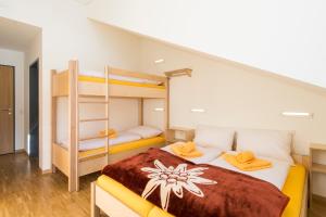 Posteľ alebo postele v izbe v ubytovaní Haus Matschwitz