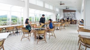 Restoran atau tempat lain untuk makan di Panphuree Residence - SHA Extra Plus