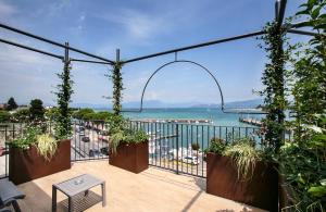 Foto dalla galleria di Riviera Carducci Rooms a Peschiera del Garda