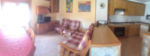 A kitchen or kitchenette at Casa Rural González Montsec Montrebei