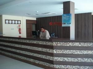 Επισκέπτες που μένουν στο Flamboyant Suite Hotel