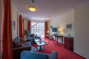 Posezení v ubytování Hotel Hafen Hitzacker - Elbe