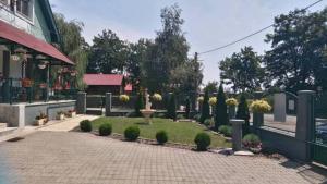 Vonkajšia záhrada v ubytovaní Horgász-Vadász Vendégház