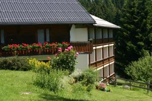 En have udenfor Gasthof Hotel IFENBLICK