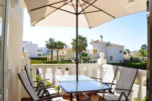 Balkón alebo terasa v ubytovaní Family Beach Club Sevilla II