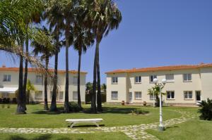Vonkajšia záhrada v ubytovaní Family Beach Club Sevilla II