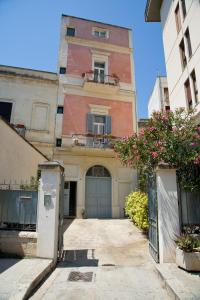 The building in which Az apartmant is located